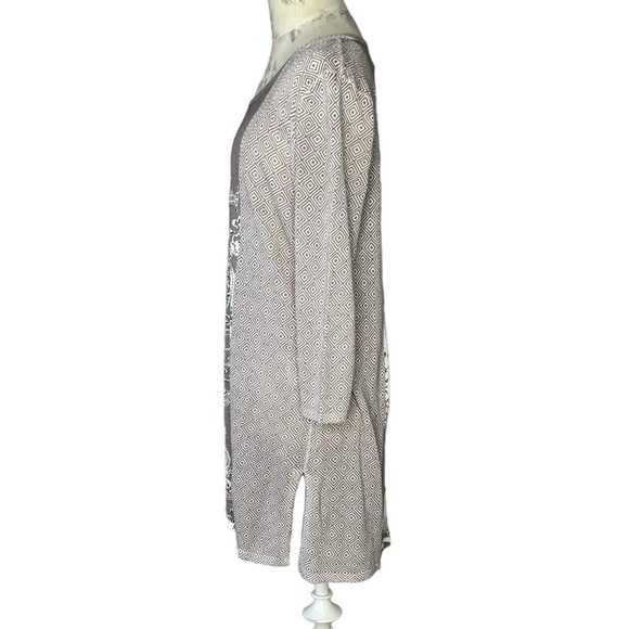 Chicos abstract printed Blouse Long Sleeves Tunic Style Tan White 1 Medium NWT - Picture 5 of 12